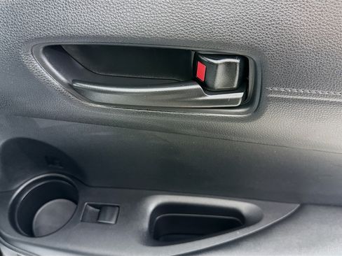 Used 2024 Toyota Corolla Cross AWD Hybrid image 29