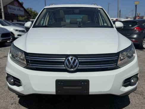 Used 2015 Volkswagen Tiguan SEL FWD image 4