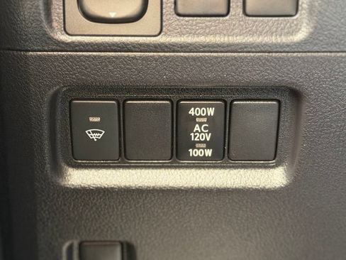 Used 2020 Toyota 4Runner Venture AWD/4WD image 29