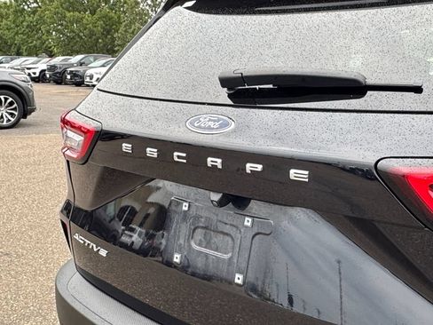 Used 2024 Ford Escape Active AWD/4WD image 35