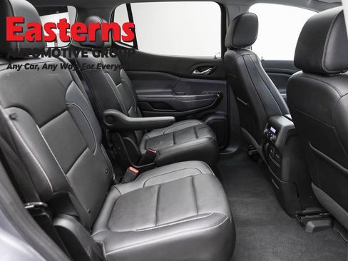 Used 2020 GMC Acadia SLT w/ Driver Alert Package II FWD image 27