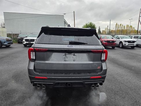 New 2026 Ford Explorer ST w/ Sun And Sound Package image 6