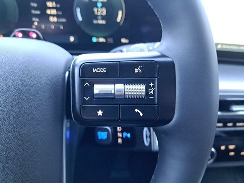 New 2026 Hyundai Ioniq 9 SE AWD/4WD image 29