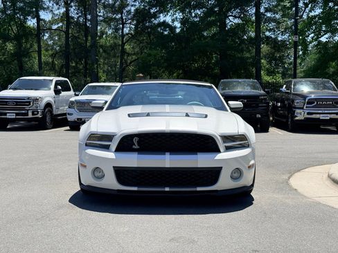 Used 2010 Ford Mustang Shelby GT500 RWD image 2