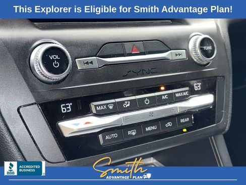 Used 2020 Ford Explorer XLT w/ Equipment Group 202A AWD/4WD image 14