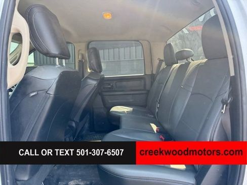 Used 2020 RAM 2500 Tradesman w/ Chrome Appearance Group AWD/4WD image 12