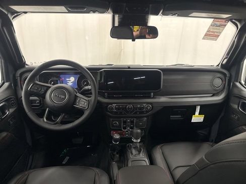 New 2025 Jeep Gladiator Rubicon w/ Convenience Group image 7