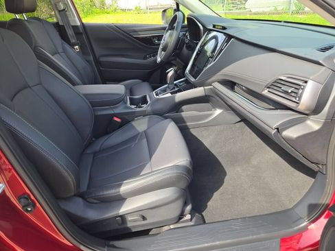 Certified 2025 Subaru Outback Limited AWD/4WD image 7