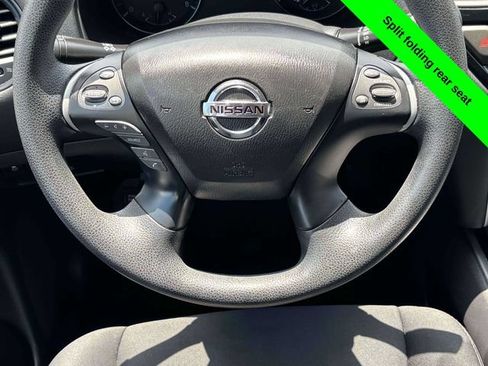 Used 2019 Nissan Pathfinder S AWD/4WD image 29