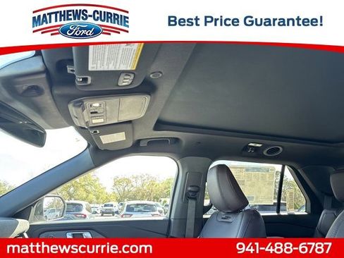 New 2026 Ford Explorer Platinum image 11