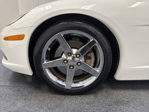 Used 2006 Chevrolet Corvette Coupe w/ Preferred Equipment Group image 6