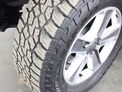 Used 2021 Jeep Wrangler Unlimited Sahara image 37