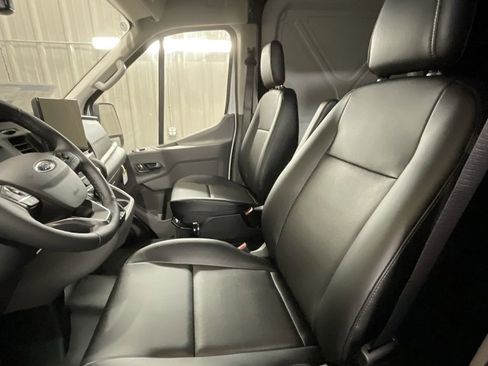 New 2025 Ford Transit 250 148 Medium Roof w/ Load Area Protection Package image 9