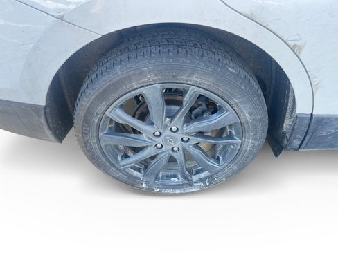 Used 2022 Chevrolet Equinox RS image 16