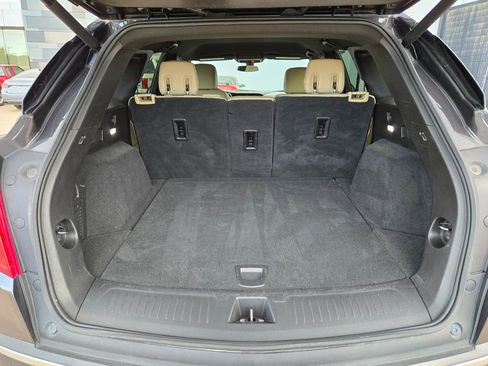 Used 2017 Cadillac XT5 FWD w/ LPO, Wheel Lock Package image 26