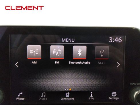 Used 2023 Nissan Rogue S image 23