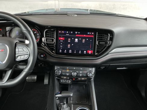 Used 2024 Dodge Durango R/T w/ Trailer Tow Group IV image 9