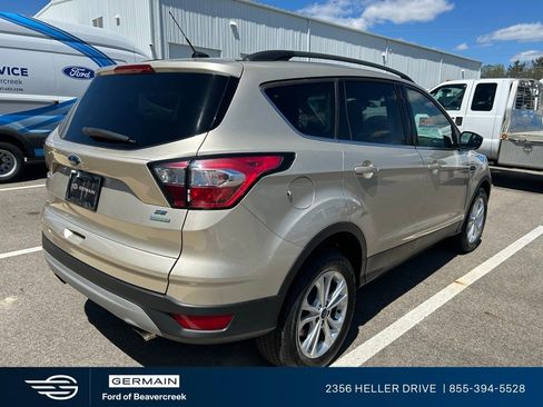 Used 2018 Ford Escape SE FWD image 8
