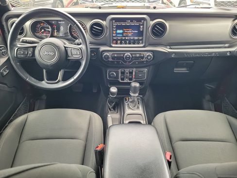 Used 2021 Jeep Wrangler Unlimited Sport w/ Sun And Sound Package AWD/4WD image 15