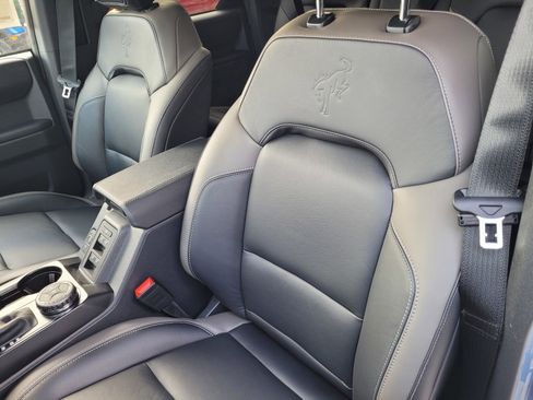 New 2025 Ford Bronco Outer Banks image 8