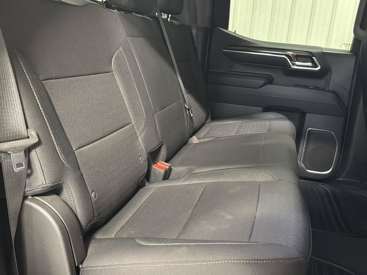 Used 2023 Chevrolet Silverado 1500 LT AWD/4WD image 11