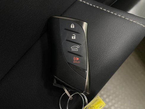 Used 2025 Lexus NX 350h AWD w/ Accessory Package (Z2) image 31
