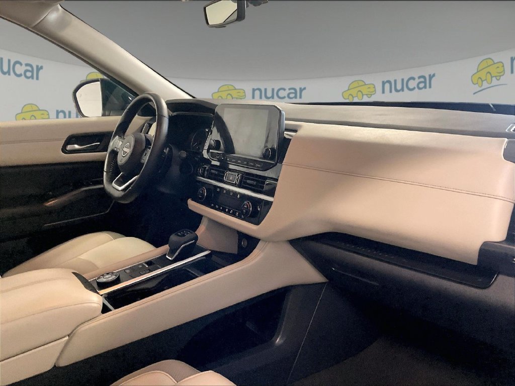 Used 2024 Nissan Pathfinder SL AWD/4WD image 13