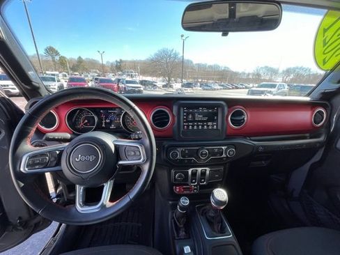 Used 2021 Jeep Wrangler Rubicon AWD/4WD image 12