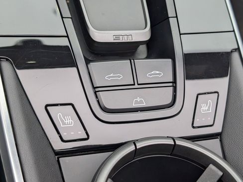 Certified 2024 Porsche 911 Turbo image 20