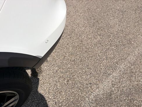Certified 2026 Mercedes-Benz GLB 250 4MATIC image 18