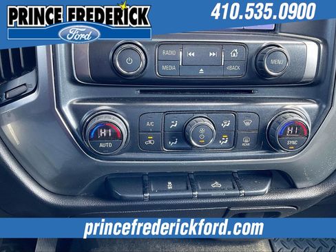 Used 2017 Chevrolet Silverado 1500 LT w/ Max Trailering Package image 29