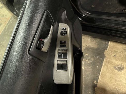 Used 2012 Toyota Camry SE image 21