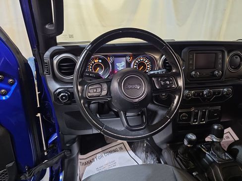 Used 2020 Jeep Wrangler Sport AWD/4WD image 11