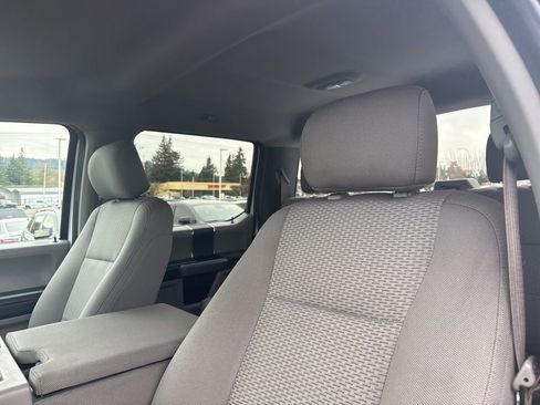 Used 2019 Ford F250 XLT w/ Camper Package image 14