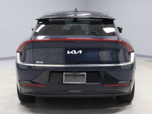 Used 2022 Kia EV6 Wind image 9