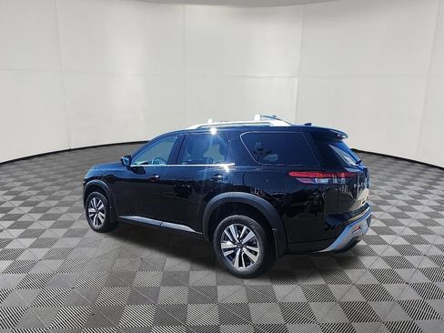 Used 2025 Nissan Pathfinder SL w/ Cargo Package AWD/4WD image 3