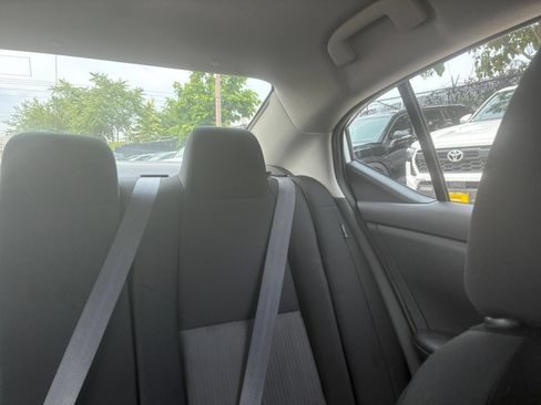 Used 2025 Nissan Sentra SV FWD image 32