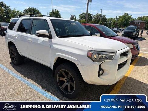 Used 2019 Toyota 4Runner SR5 Premium AWD/4WD image 1