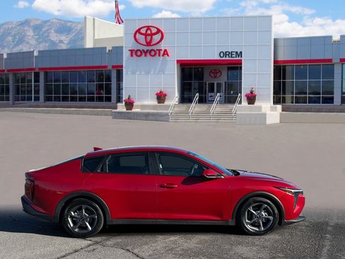 Used 2025 Kia K4 FWD image 3