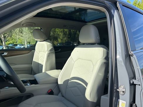 New 2026 Volkswagen Atlas SE image 21