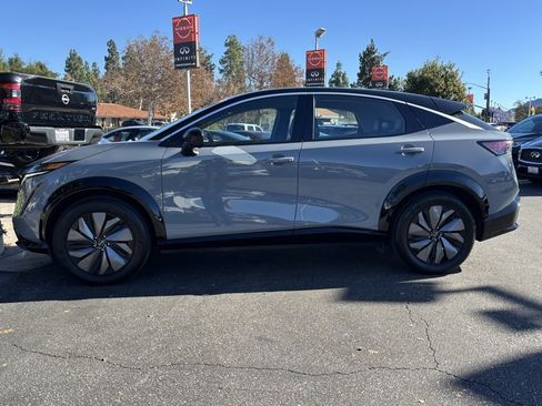 Used 2024 Nissan Ariya FWD image 12