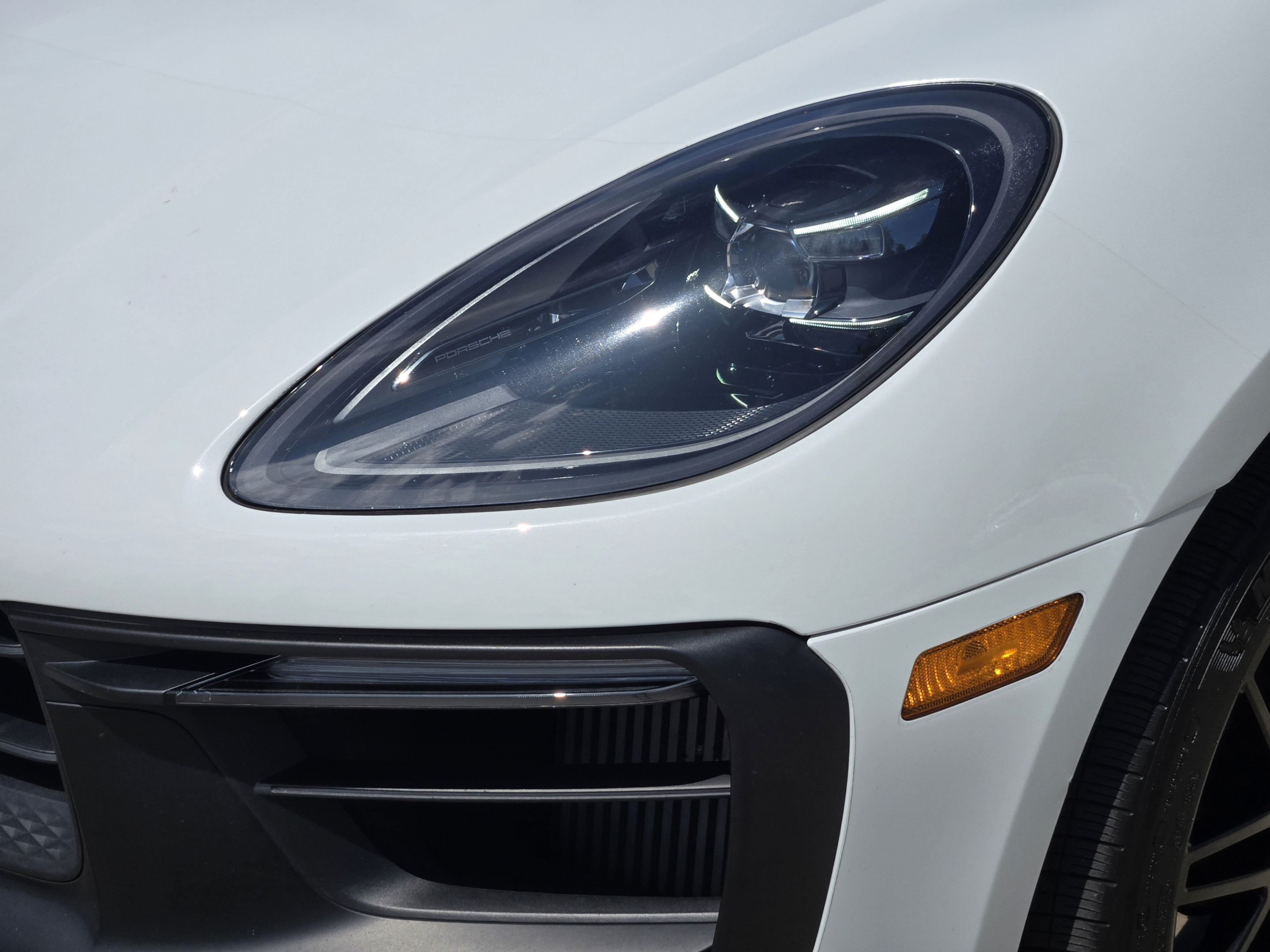 Used 2022 Porsche Macan GTS AWD/4WD image 33