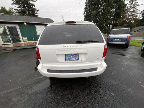 Used 2001 Dodge Grand Caravan ES image 5