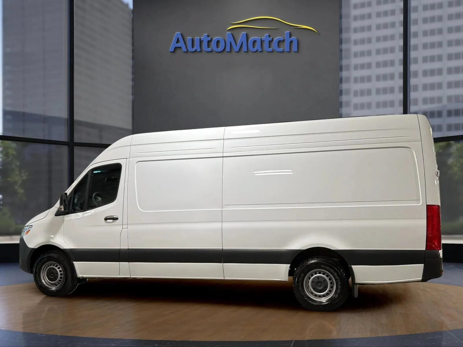 Used 2025 Mercedes-Benz Sprinter 2500 image 7