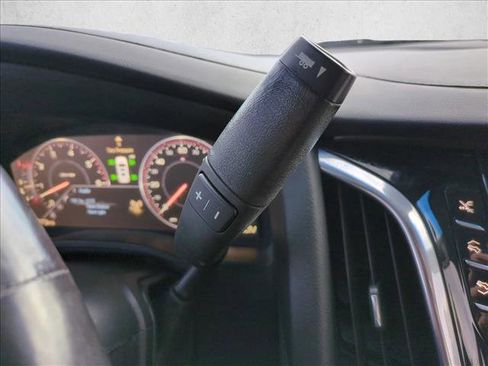 Used 2015 Cadillac Escalade Premium AWD/4WD image 12