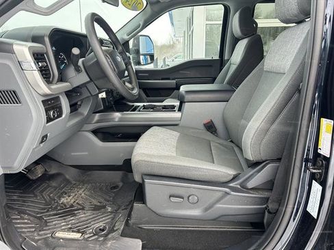 Used 2024 Ford F250 XLT w/ Snow Plow Prep Package image 31