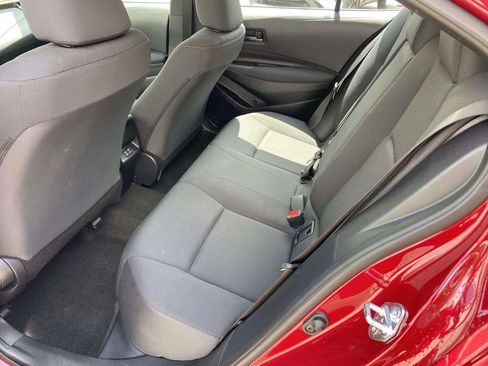 Used 2025 Toyota Corolla LE FWD image 17