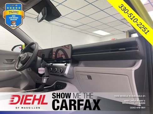Used 2024 Hyundai Kona SE AWD/4WD image 14