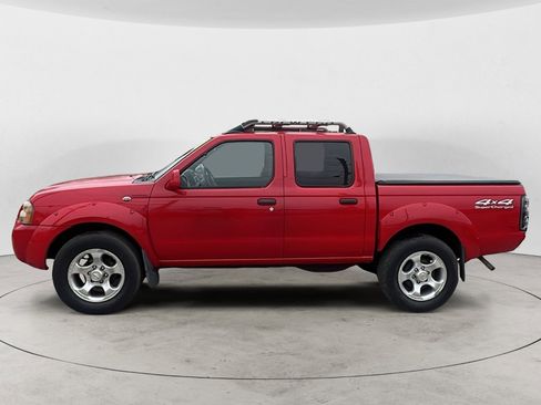 Used 2001 Nissan Frontier S/C image 3