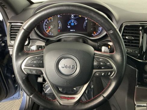 Used 2020 Jeep Grand Cherokee Trailhawk w/ Trailhawk Luxury Group image 16